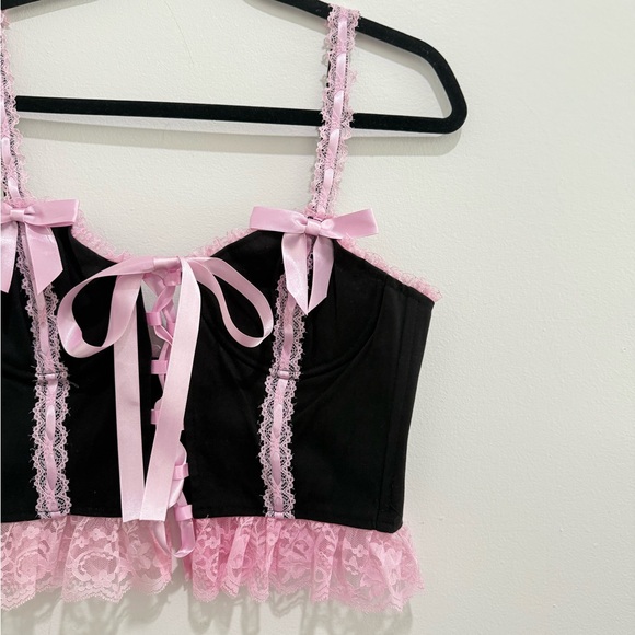 Black and Pink Lace set by Widow - Picture 5 of 13